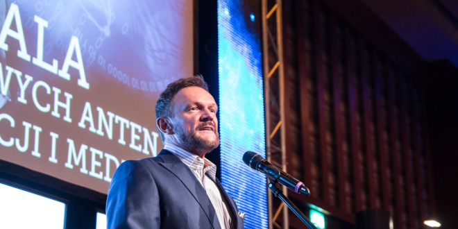 WIELKA GALA ZŁOTYCH I KRYSZTAŁOWYCH ANTEN