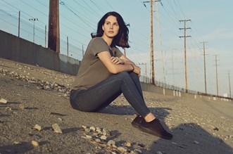 Lana Del Rey Venice Bitch